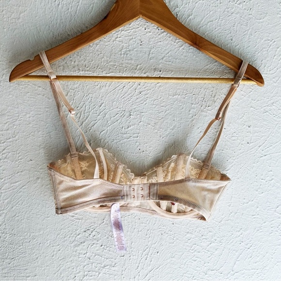Savage X Fenty Caged Lace Unlined Balconette Bra Iridescent Vintage Lace 32D - Picture 5 of 9